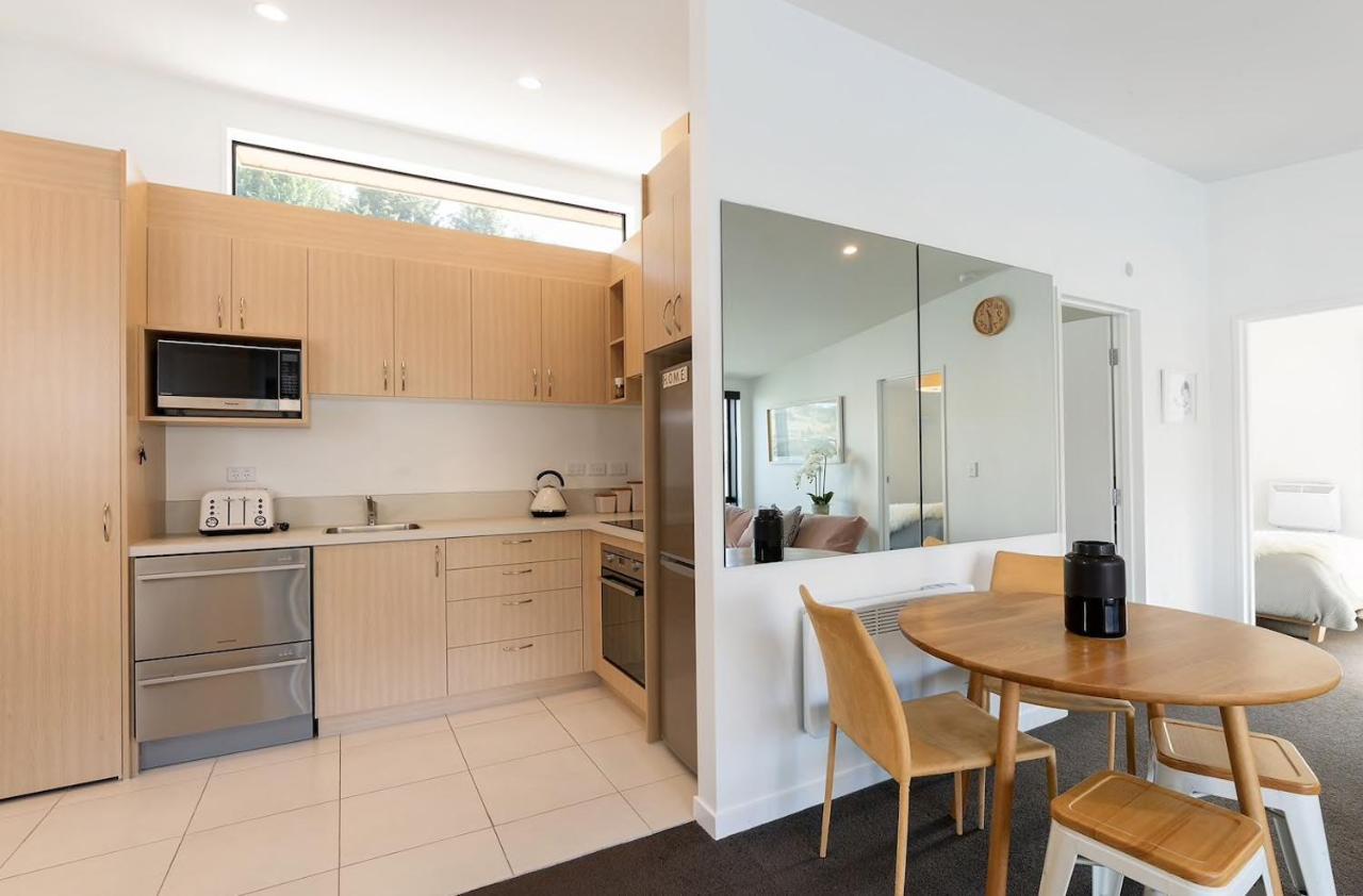 'Lakelife' Lake Front Apartment Queenstown Exterior foto